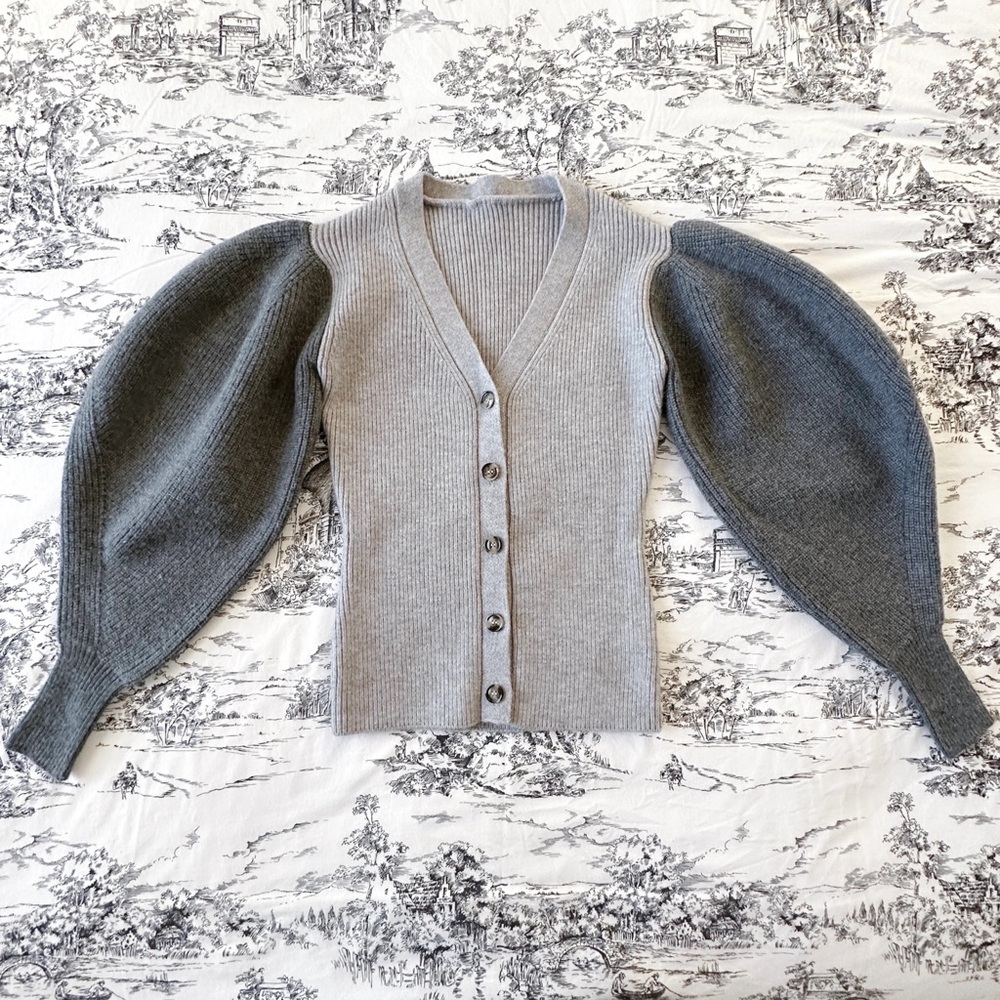 Grey Contrasted V-neck Cardigan Puff Sleeve Button Up Knit Sweater Stylish Top